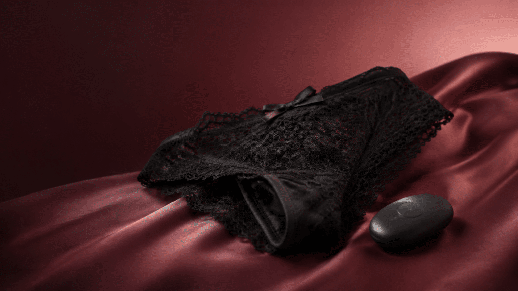 Svarta vibratortrosor med trådlös fjärrkontroll